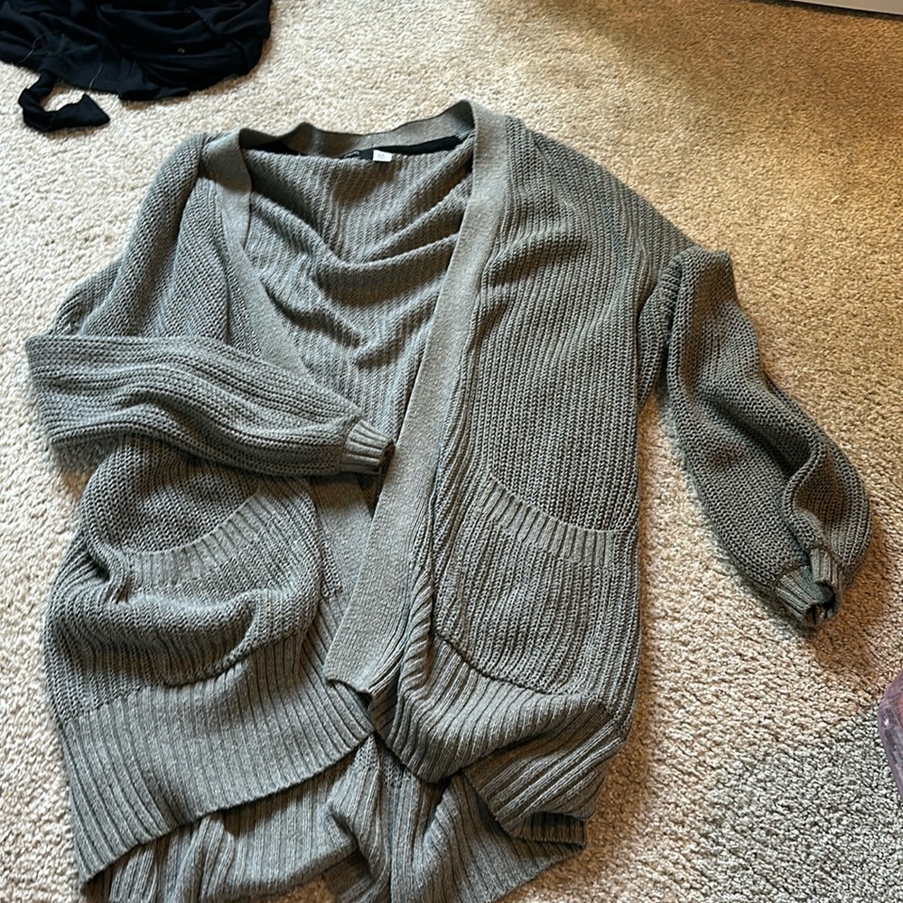 BDG Sweater
